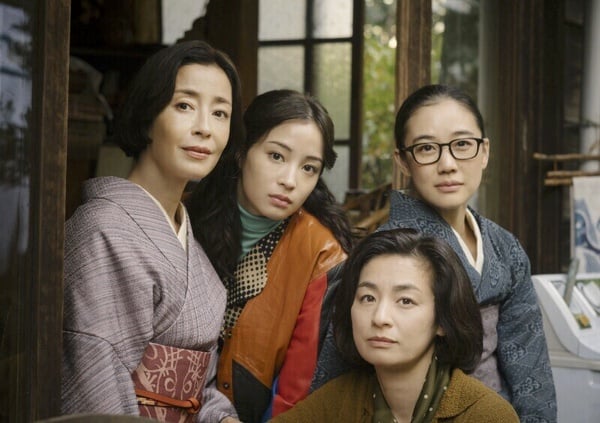 2025日劇線上看推薦25部！佐藤健《和我老公結婚吧》，綾瀨遙《孤獨死又怎樣》必追！