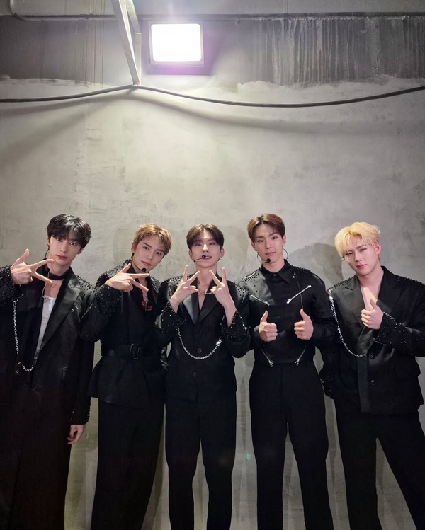 @official_monsta_x