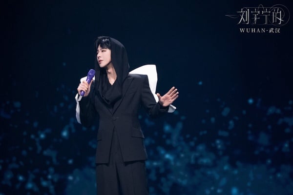 劉宇寧演唱會爆哭：因為是你們我才堅持！淚謝粉絲六年之約不離不棄