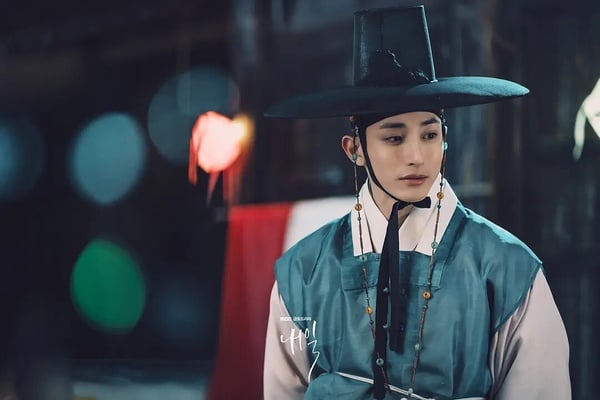 《瑞草洞》李鐘碩&文佳煐被消失？6部韓劇「主角淪為配角」！李敏鎬、李洙赫都像路人？