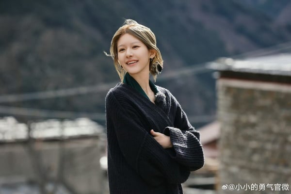 趙露思開撕公司懶人包！遭前老闆毆打又罹患失語症，被公司關起來驅魔喊：我不幹了！