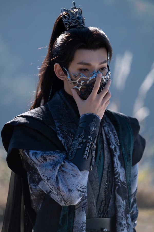 鄧為自《長相思》後就成為深受喜愛的古裝男神，今年他推出的古裝仙俠劇《仙台有樹》口碑很不錯。他飾演的蘇易水命運很悲慘，自幼流落民間，甚至心臟被種靈泉受盡折磨。直到沐清歌的出現，讓他內心逐漸有了溫度。