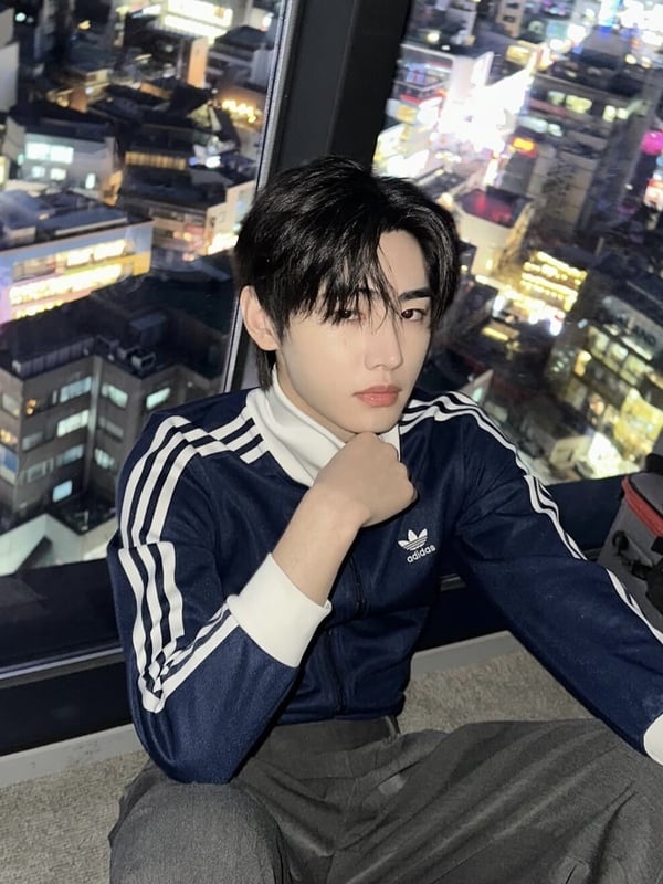 韓網評選HYBE旗下男、女團「顏值代表」：金珉奎超模級身材比例，這團竟有雙門面！