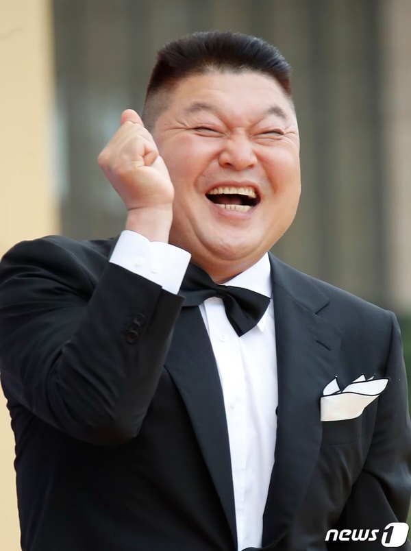 2025韓國「最具影響力人物」TOP8！IU狠超BLACKPINK登第4，BTS第2，冠軍是永遠的神！