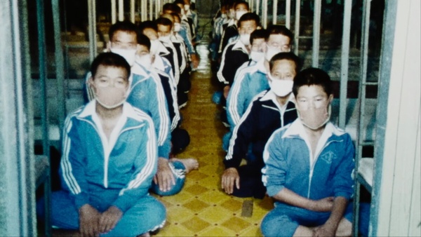 Netflix《以倖存者之名》揭韓國4大慘案：性侵教徒、建殺人工廠，信仰是希望還是絕望？