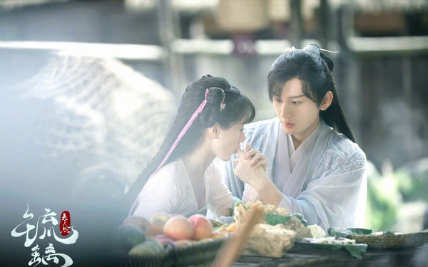 成毅的眼神也十分有戲，大家追古裝劇《琉璃》、《蓮花樓》、《沉香如屑》全都淪陷在他深情的「眼技」裡。最經典就是《琉璃》啦！成毅在《琉璃》幾乎從頭被虐到尾，哭戲不少，每一場都很動人。