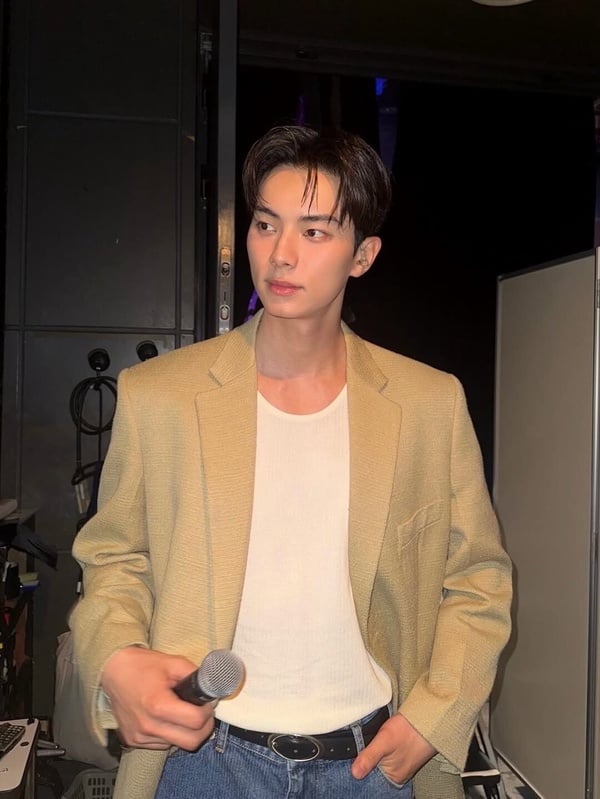 《暴君的廚師》李彩玟8件事！190cm小宋江，戲裡戲外都學霸，女友是《浪漫速成班》的她