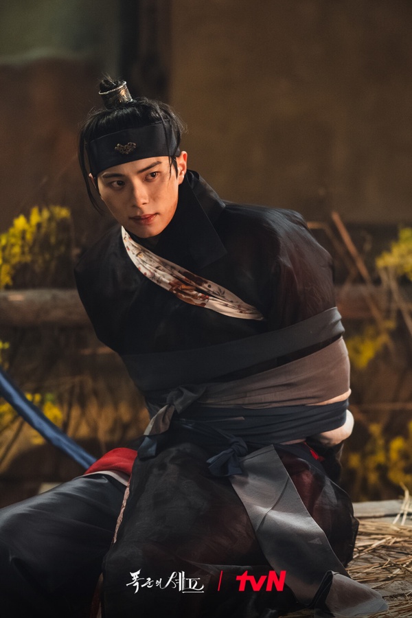 8月韓劇演員話題度TOP10：《夢想成為律師》李陣郁第6輸馬東石，冠軍是「這位」不意外