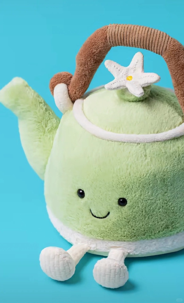 2025 Jellycat CAFÉ上海限時快閃店登場！7款獨賣新品搶先看：草莓蛋糕萊奧拉熊太可愛