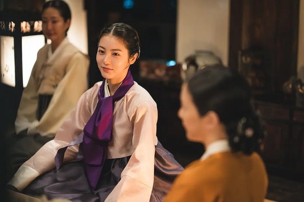 網評九月最想追的韓劇TOP8！宋仲基《我的青春》第3，它狠超潤娥《暴君的廚師》奪冠！