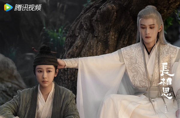 楊紫主演的《長相思》真的讓很多觀眾走不出來！《長相思》是個充滿遺憾的故事，開篇溫暖有趣，越到後面越虐。《長相思》結局中，每個角色都得到他最想要的，卻同時也有得不到的遺憾。