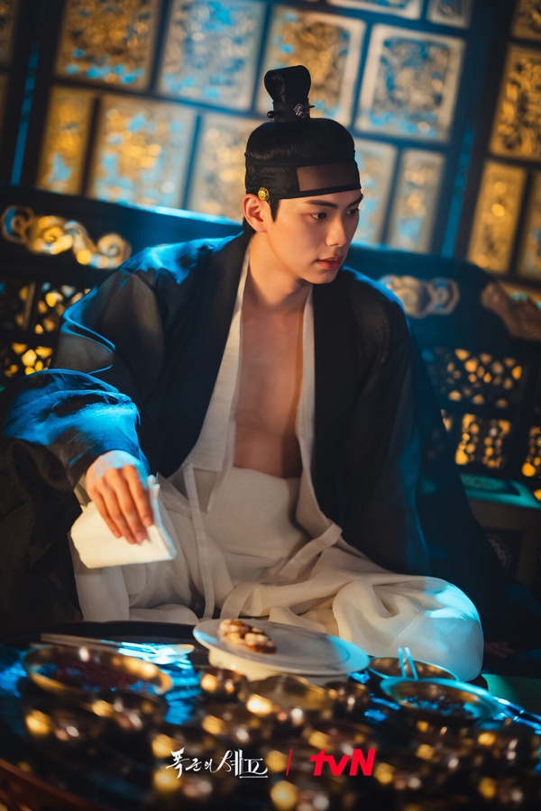 《暴君的廚師》7大幕後故事：李彩玟在劇組狂練肌肉，潤娥吃「鹿肉」引發爭議？