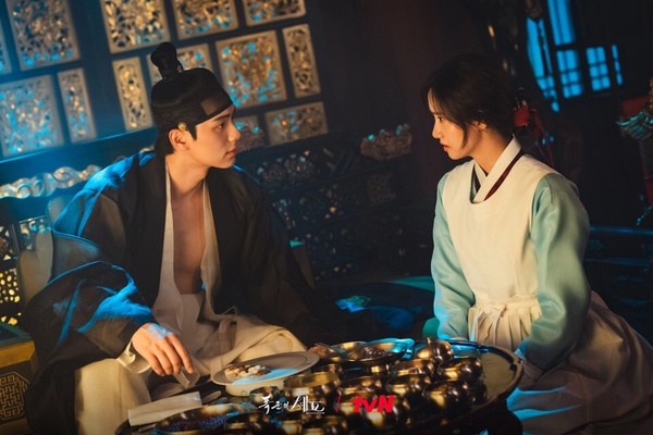 《暴君的廚師》7大幕後故事：李彩玟在劇組狂練肌肉，潤娥吃「鹿肉」引發爭議？