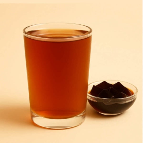 龍角菜單推薦Top 2的「龍涎凍茶＋咖啡凍」，熟香紅茶結合微苦的咖啡凍