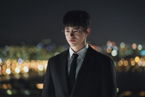 和自殺一樣是禁忌話題？憂鬱、厭倦社交、工作壓力——日本「蒸發族」究竟是什麼？
