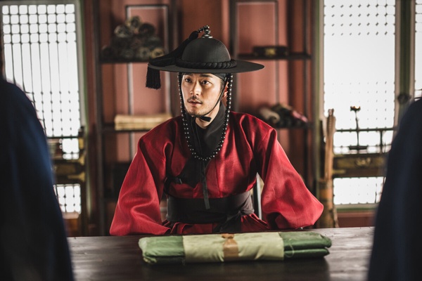 近期熱門韓劇TOP7哪部好看？《颱風商社》《宇宙Marry me》必追，有部冷門好劇錯過可惜