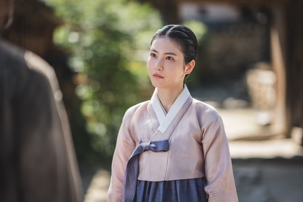 近期熱門韓劇TOP7哪部好看？《颱風商社》《宇宙Marry me》必追，有部冷門好劇錯過可惜