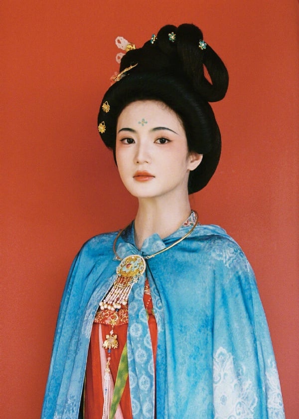 網評陸劇「最適合唐代髮髻」古裝美人TOP5！《國色芳華》張雅欽第5，楊冪第3，冠軍是她