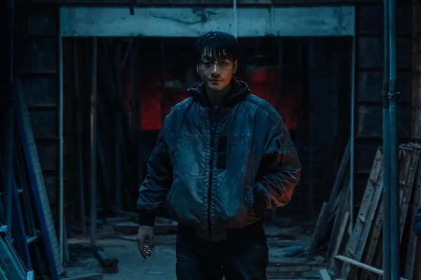 狠超《暴君的廚師》！Netflix「追過都說好看」韓劇！《家母螳螂》必追，它9.4分零負評