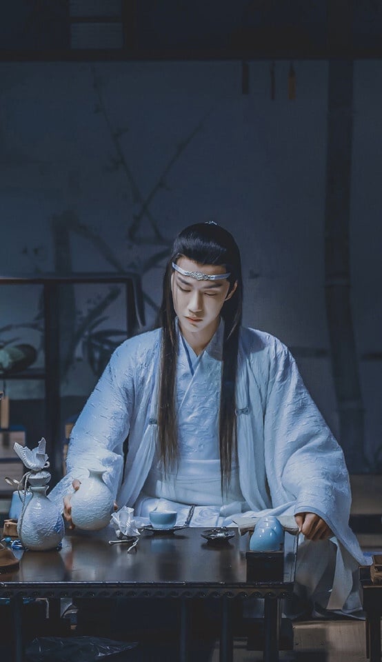 怎麼可能少了《陳情令》藍忘機！《陳情令》是近年的經典爆款劇，藍忘機性格隱忍克制卻又帶著溫度，心裡還是個超級倔強的小可愛，可以在雪地裡跪一整夜都不流淚，也可以為了魏無羨打破三千條家規。