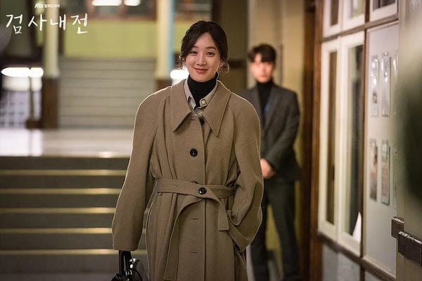 沒《暴君的廚師》紅但好看！錯過可惜Netflix隱藏版韓劇！《家母螳螂》必追，它零負評