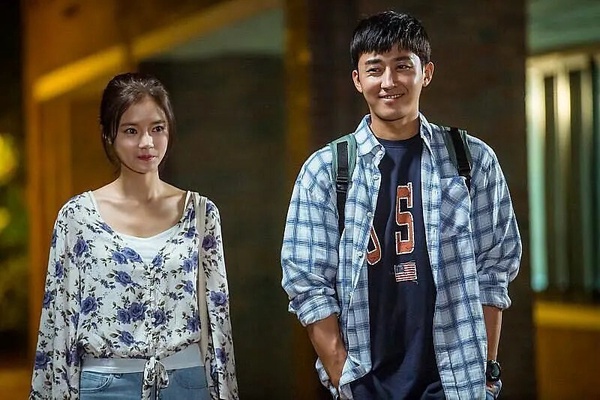 沒《暴君的廚師》紅但好看！錯過可惜Netflix隱藏版韓劇！《家母螳螂》必追，它零負評