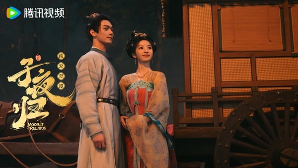 許凱、田曦薇主演的《子夜歸》原本是2025暑期檔最受期待的古裝劇，雙流量主演的S級大製作劇，製作評級是對標往年的《星漢燦爛》，然而《子夜歸》卻意外爆冷。《子夜歸》製作質感其實不差，唐風的古裝造型讓人眼睛一亮，特效也到位，這部劇比較可惜的是故事本身，沒有太強的亮點、爽點吸引大家看下去。