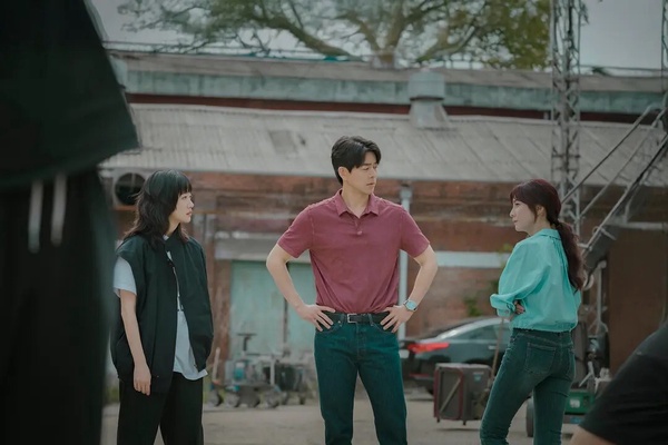 8部好看到「捨不得快轉」Netflix韓劇!《妳和其餘的一切》必追，還有部9.3分零負評神劇