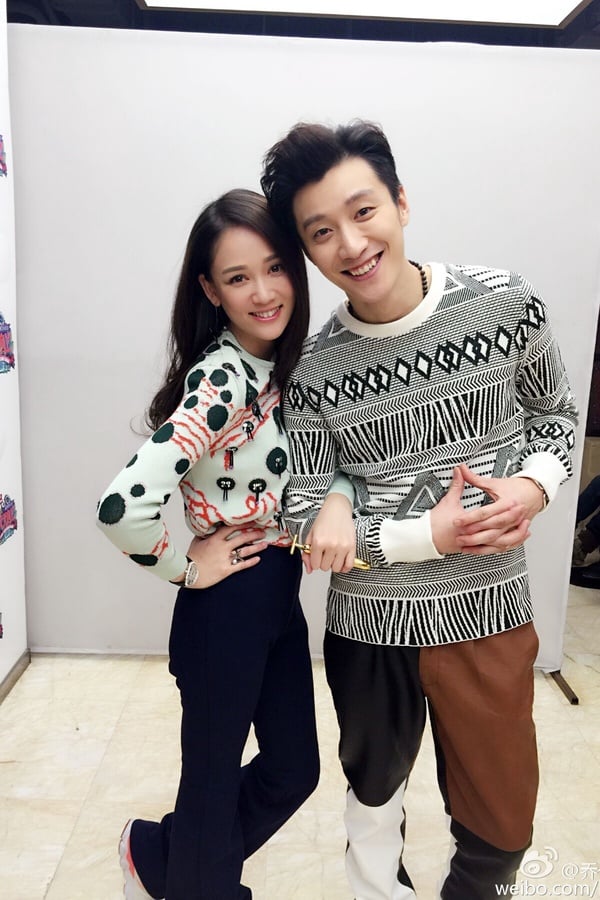 喬任梁與付辛博、李易峰、井柏然被稱為「傾城四少」，他曾演過《陸貞傳奇》，正當事業發展如日中天時，便因憂鬱症而逝世，得年28歲，讓粉絲們與圈內好友都難以接受！喬任梁與陳喬恩是情同姐弟的摯友，喬任梁雖已經過世9年，但陳喬恩依舊每年都會準時發文悼念。