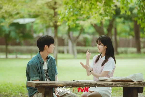 7部Netflix沒播但「真值得追」韓劇！全智賢《暴風圈》好評炸裂，它更被封「隱藏神劇」
