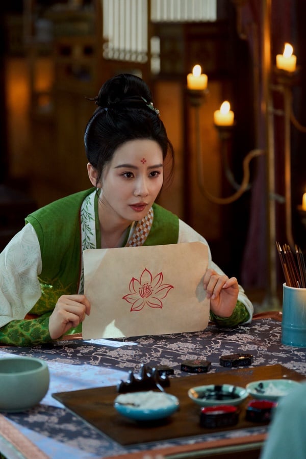 劉詩詩主演的《掌心》是大女主復仇劇，劇情結合懸疑、探案與權謀，找來高評價懸疑劇《唐朝詭事錄》的班底打造。《掌心》節奏飛快，懸疑味拉滿，劇情反轉不斷，不看到最後猜不到後續發展。《掌心》故事立意也很好，劇中的女性角色都有血有肉，是2025冷門但值得一看的探案劇。