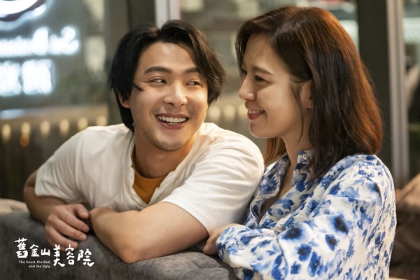 Netflix十月推薦追劇片單！趙露思《許我耀眼》必看，《颱風商社》《回魂計》值得追！