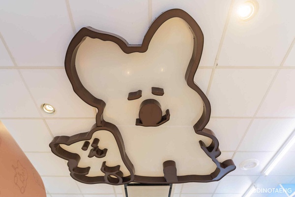 7-11「DINOTAENG主題店」全台首間在這！QUOKKA&amp;BOBO經典場景打卡牆、限定周邊可愛爆擊