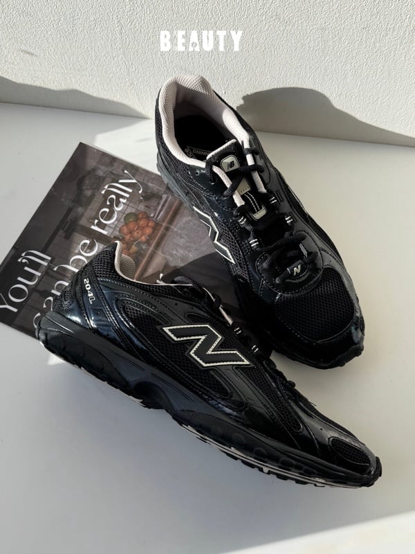 2025下半年必收話題球鞋：New Balance 204L，NT$3,680 (張員瑛同款）