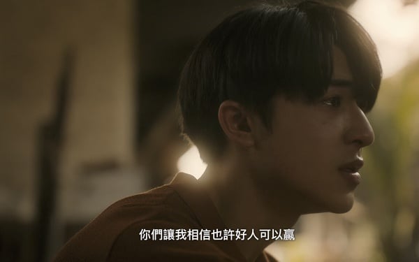 Netflix《回魂計》6個劇情秘密！猴子被復活諷刺張士凱？真真醒來象徵詐騙沒有盡頭！