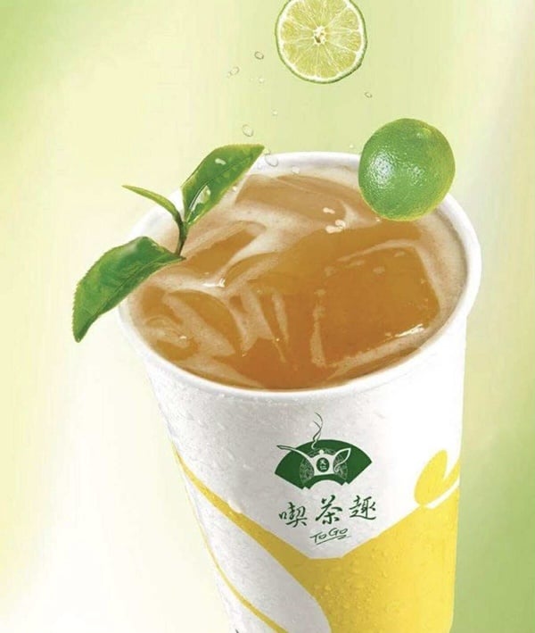 天仁茗茶推薦飲品醇蜜檸檬綠茶，以檸檬、蜂蜜與綠茶調製