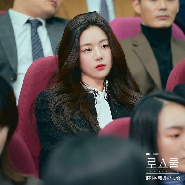 8部「一追欲罷不能」好看韓劇!《颱風商社》《宇宙Marry Me》必追，還有部被錯過的好劇