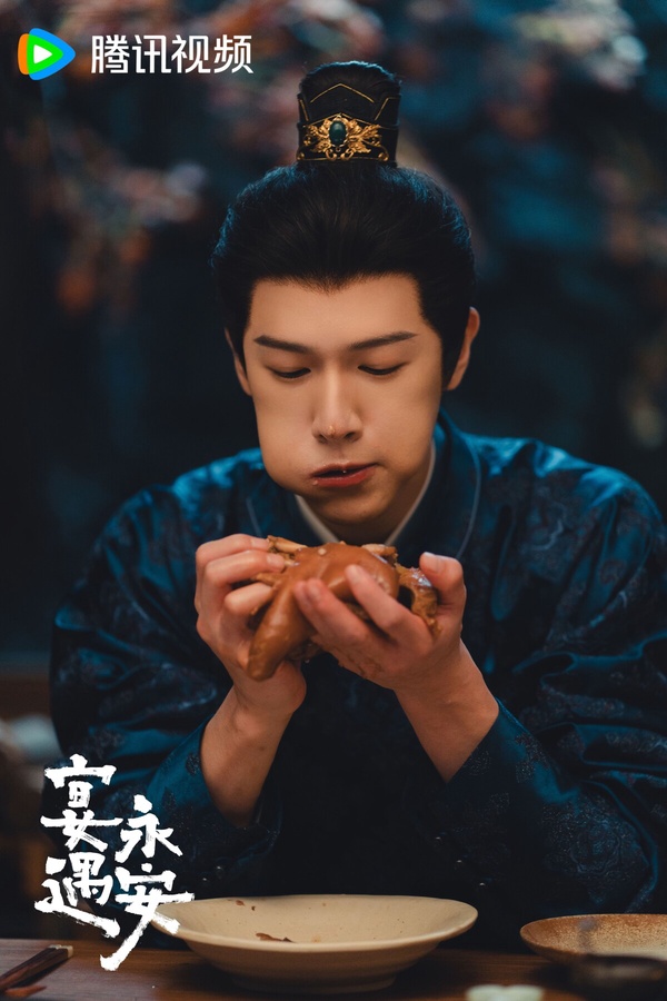 《宴遇永安》開播熱度飆漲！全家穿越直播賣貨超爆笑，王影璐、李昀銳禁忌戀卻評價兩極
