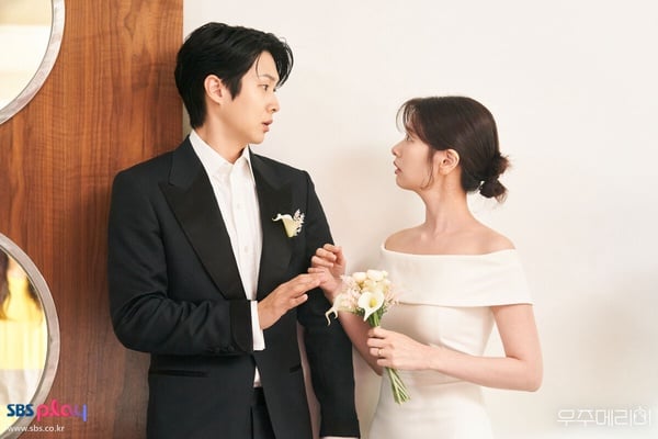《宇宙Marry Me？》劇情&amp;amp;amp;amp;amp;amp;amp;amp;角色介紹：崔宇植與庭沼珉CP感爆棚，劇名竟藏「諧音梗」！