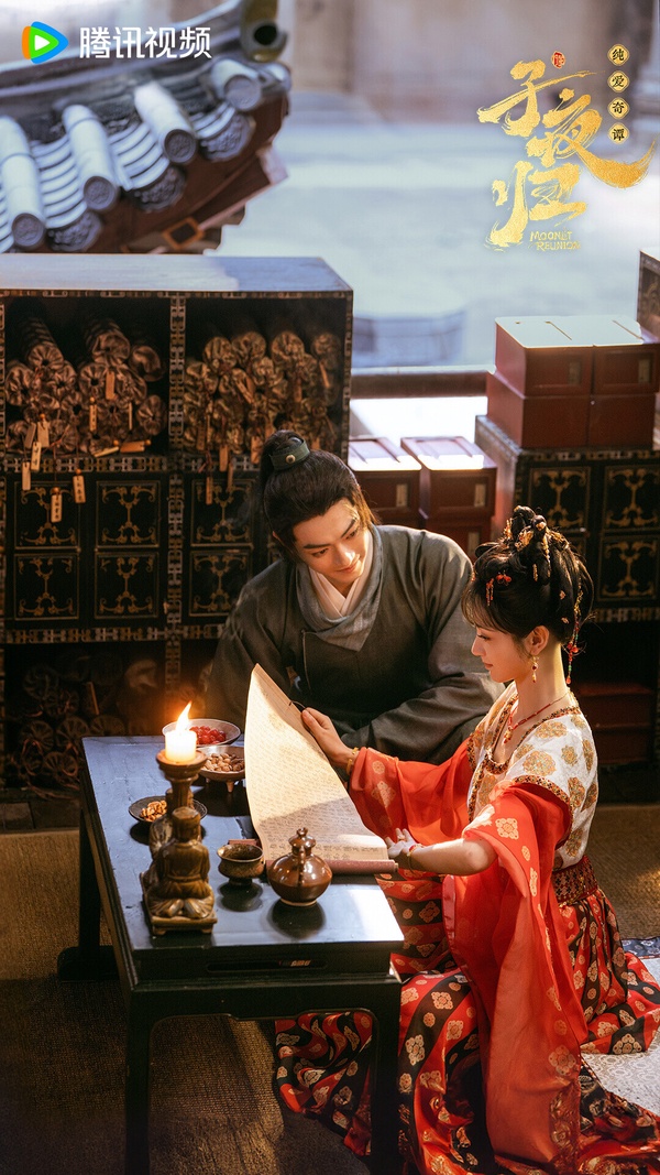 許凱、田曦薇主演的《子夜歸》原本是2025暑期檔最受期待的古裝劇，雙流量主演的S級大製作劇，製作評級是對標往年的《星漢燦爛》，然而《子夜歸》卻意外爆冷。《子夜歸》製作質感其實不差，唐風的古裝造型讓人眼睛一亮，特效也到位，這部劇比較可惜的是故事，劇情沒有太強的亮點、爽點吸引大家看下去。