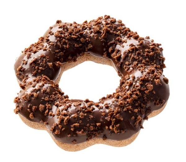 Mister Donut推薦必吃Top 4餅乾可可波堤，Q彈波堤淋上苦甜黑可可沾醬，並灑滿香脆的可可餅乾碎片