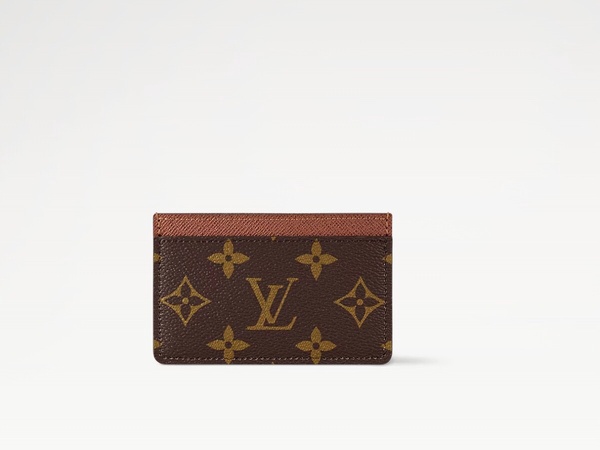 萬元有找精品配件：Louis Vuitton 名片夾，NT$8,400