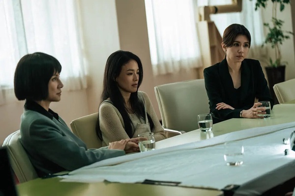 Netflix台灣人氣排行榜TOP10！《浪漫匿名者》《颱風商社》都輸《許我耀眼》，冠軍是它
