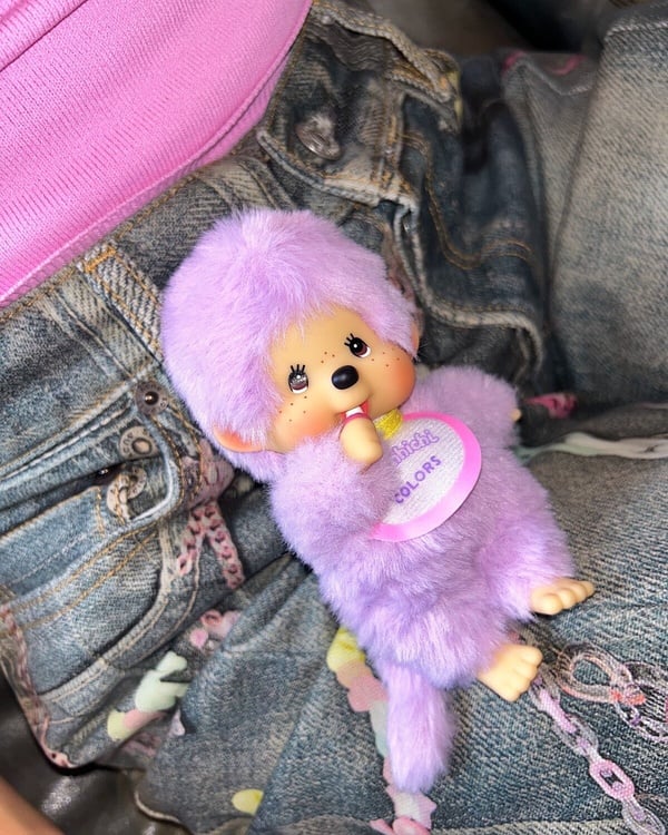 韓星包包吊飾：i-dle Minnie - 夢奇奇 Monchhichi