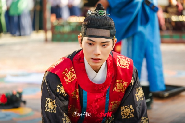 十月「觀眾最愛」韓劇TOP7!《颱風商社》第4輸《許願吧精靈》，冠軍狠超《暴君的廚師》