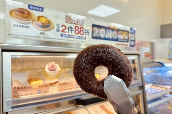 巧克力控開吃！7-11巧克力大賞開跑、Mister donut聯名HERSHEY’S，全家也推巧克力