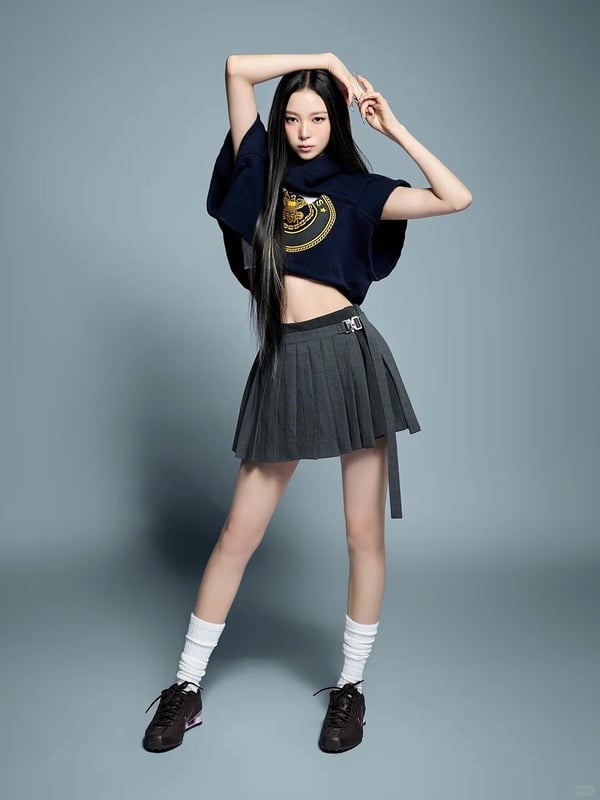 2025棕色球鞋推薦：Nike shox z，NT$4,500 （MEOVV同款）