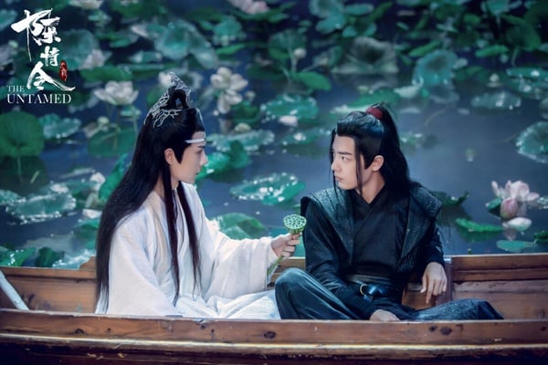 網友票選冠軍是《陳情令》，這部劇的調性比較尷尬，《陳情令》普遍被歸類在仙俠劇，但也有一部分的觀眾認為《陳情令》兼具俠義精神，有熱血刺激的武功對打、陰謀不斷的氏族爭鬥，因此也有人認為《陳情令》是新式武俠劇。