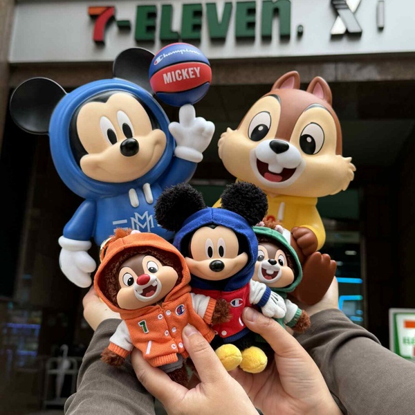 7-11「迪士尼 X Champion」集點！迪士尼玩偶盲盒、吸管杯、大頭翻轉頸枕等新品一次看