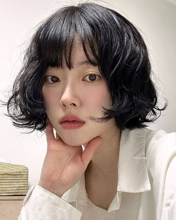 耳上短髮女造型9：羊毛捲短髮